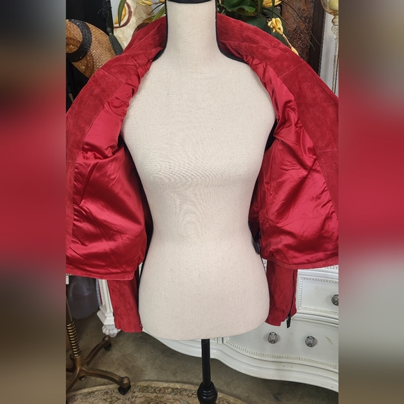 BLANK NYC Silent 100% Red Leather Suede Cropped Moto Jacket NWT SZ SM - Picture 4 of 10